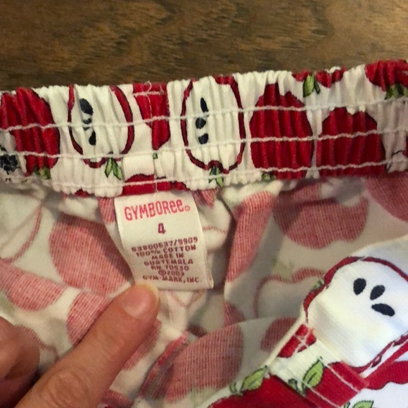 Adorable girls shorts - Picture 2 of 3